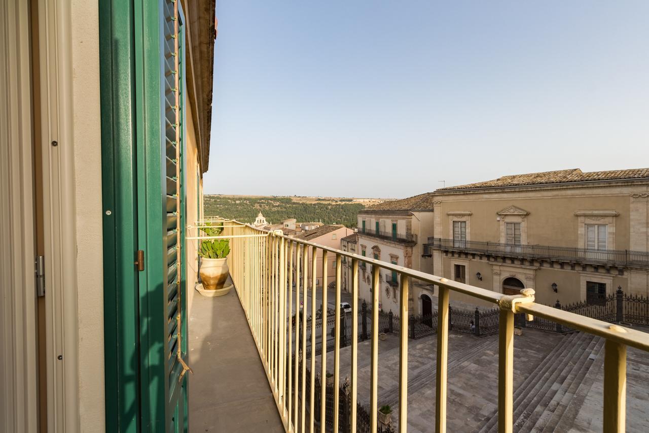 Appartamenti Vista Duomo - Ibla - Pomelia راغوزا المظهر الخارجي الصورة